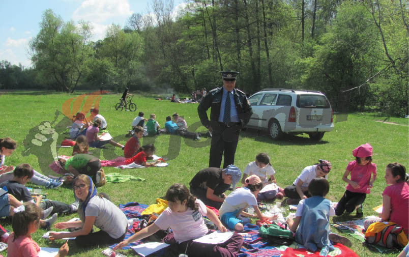 Elevii Şcolii Nr.1 Motru au savurat „Săptămâna altfel” în pădure