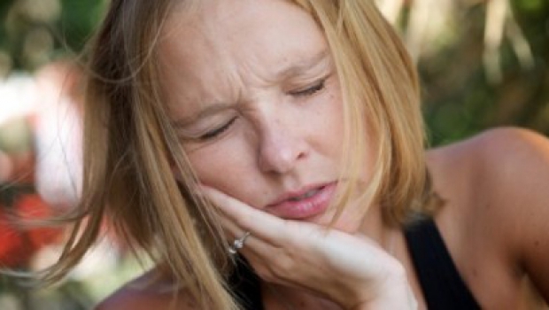 Viaţa sănătoasă – Leacuri din natură pentru durerile de dinți