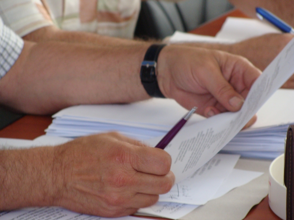 Zece patroni gorjeni, cercetaţi pentru evaziune fiscală