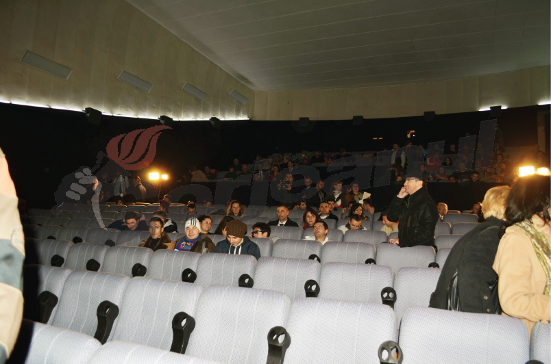 Municipalitatea a alocat 100.000 lei pentru plata parţială a scaunelor Cinematografului „Sergiu Nicolaescu”