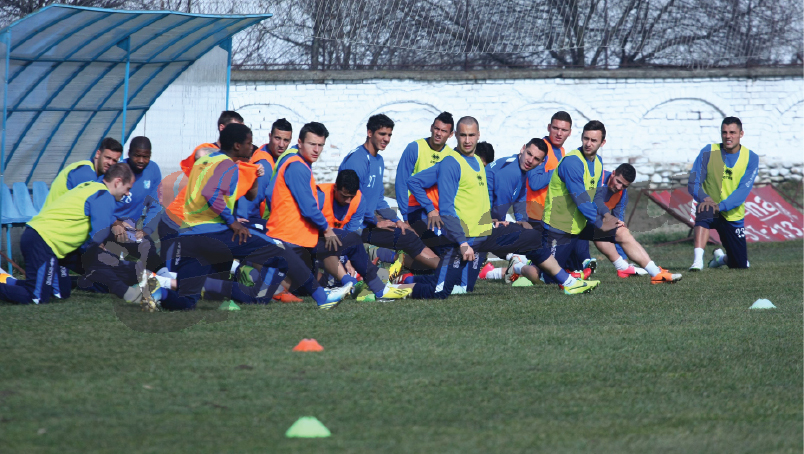 Pandurii a reziliat contractele a încă doi jucători – A început curățenia!