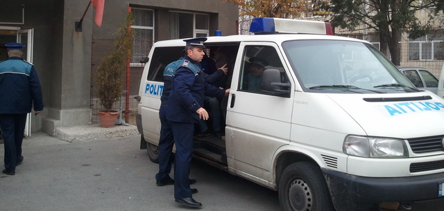Amenzi de peste 27.000 de lei, aplicate de poliţişti