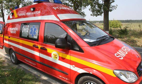 Turcinești: Un bărbat și-a pierdut viața după ce un copac a căzut peste el