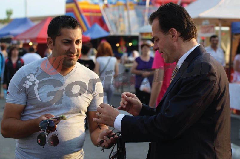 Gura târgului – ,,Prezidenţiabilul” Orban şi-a cumpărat ochelari de contrabandă la Târgu-Jiu