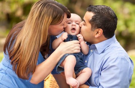 2 IUNIE – ZIUA NAŢIONALĂ PENTRU ADOPŢIE – Adopţia în Gorj, de la teorie la practică