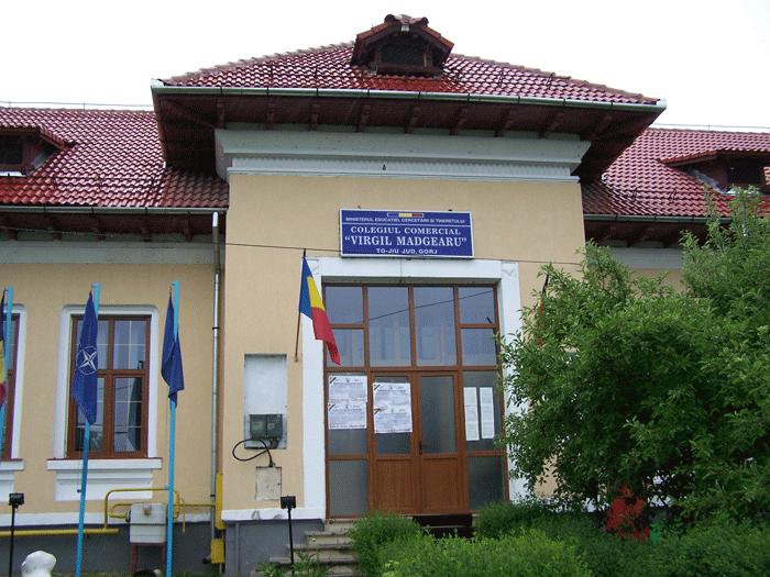 Competiţii inedite cu Firmele de Exerciţiu la Colegiul Economic ”Virgil Madgearu” din Târgu Jiu