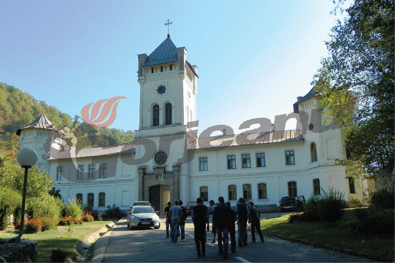 Simpozion Național Studențesc la Mănăstirea Tismana