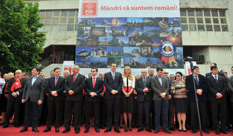 Liberalii Păsărin, Moşoiu, Bîldea şi pedeliştii Troacă şi Bârcă, la mitingul PSD