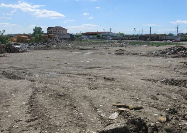 Gura târgului – Bătălie pe proprietăţile din vecinătatea lui Dedeman