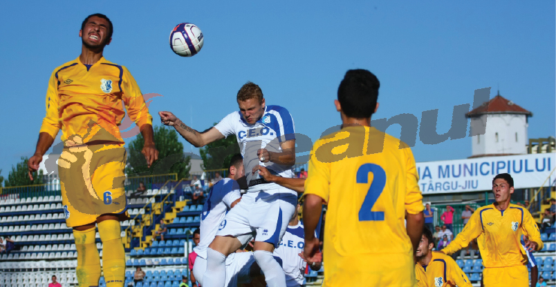 Pandurii, la primul amical al verii