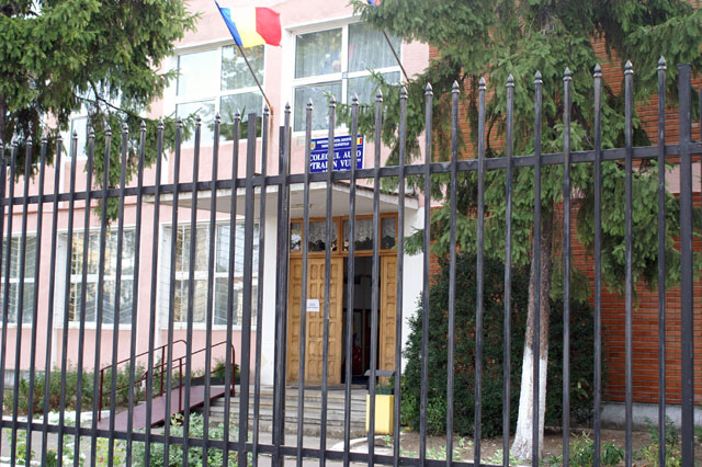 Trei centre zonale de evaluare pentru Evaluarea Naţională