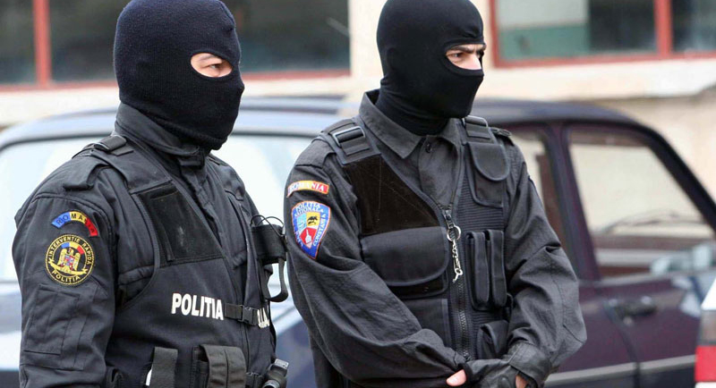 Evaziune fiscală de 100.000 de euro, cu percheziţii în Meteor