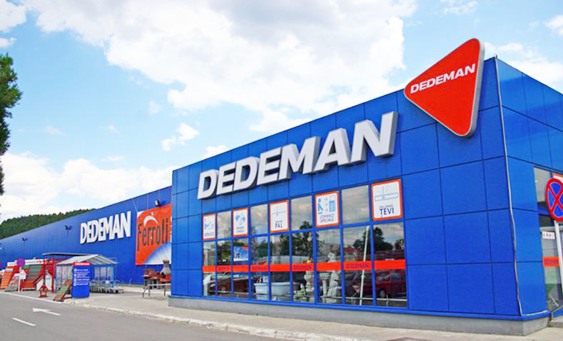 Dedeman angajează femei de serviciu cu liceu de specialitate