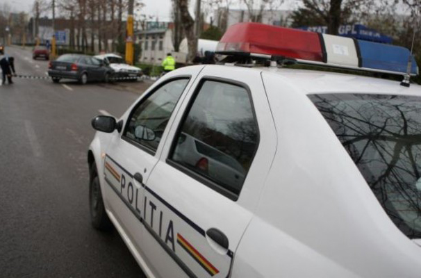 Copil de 5 ani, accidentat la Peştişani