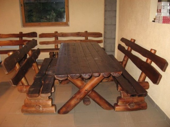 Idei de afaceri – recondiţionare mobilier rustic