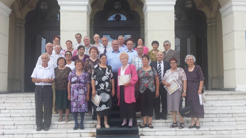 O generație de aur își omagiază fiii la 54 ani de la terminarea liceului