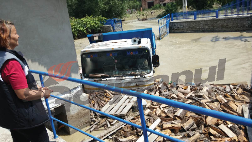 Sinistrații revin în case