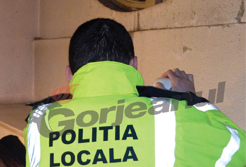 Polițiști locali puși sub control judiciar