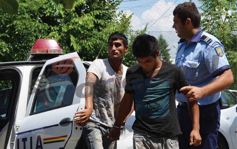 Cinci dintre agresorii minerilor, reţinuţi de poliţişti