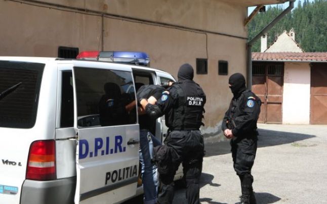 Consilierul luat cu duba de mascaţi, pus în libertate