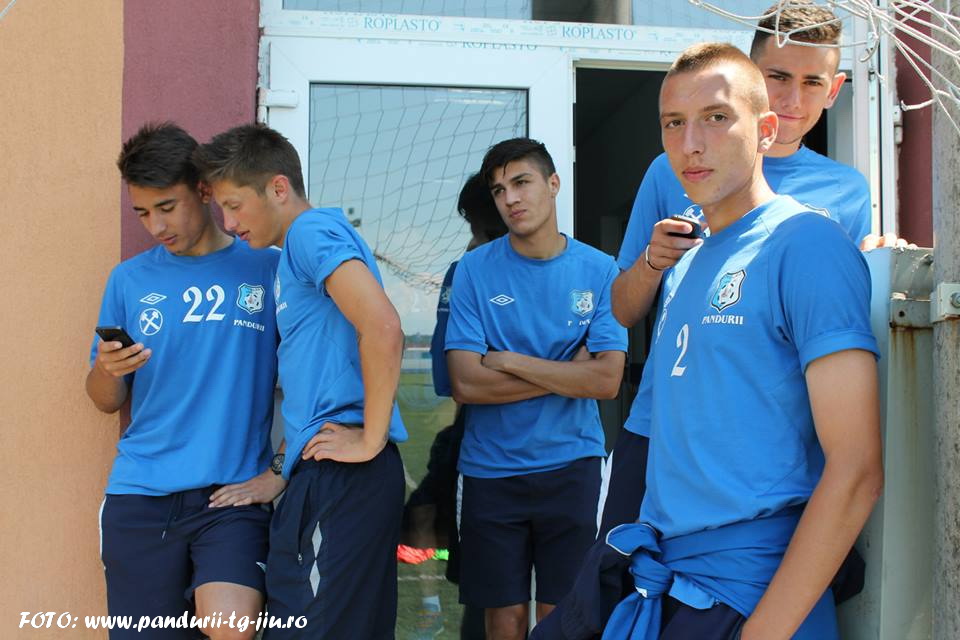 Juniorii Pandurilor, puși la dospit
