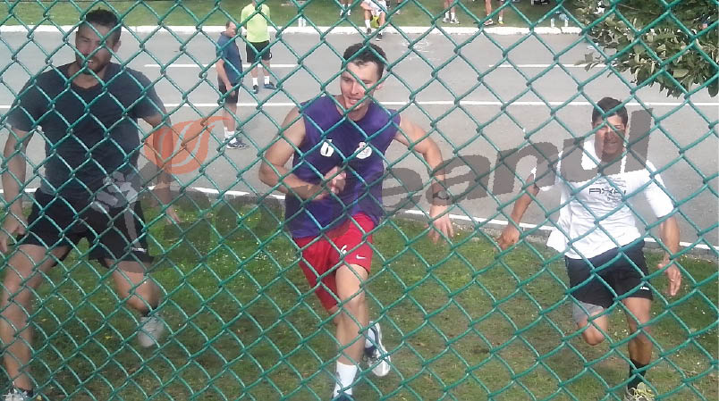 Handbaliștii trag tare la antrenamente