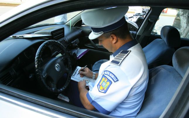 Taximetrist fără certificat de competenţă profesională, amendat