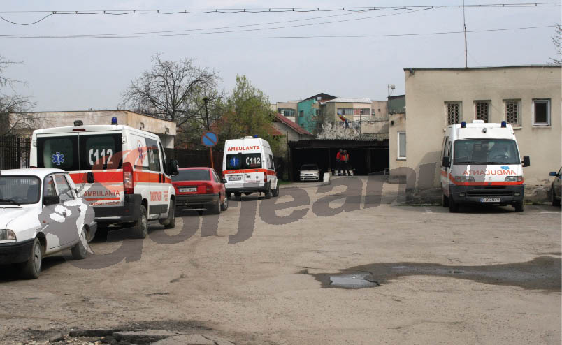 Asigurările CASCO şi RCA costă Ambulanţa 100.000 lei