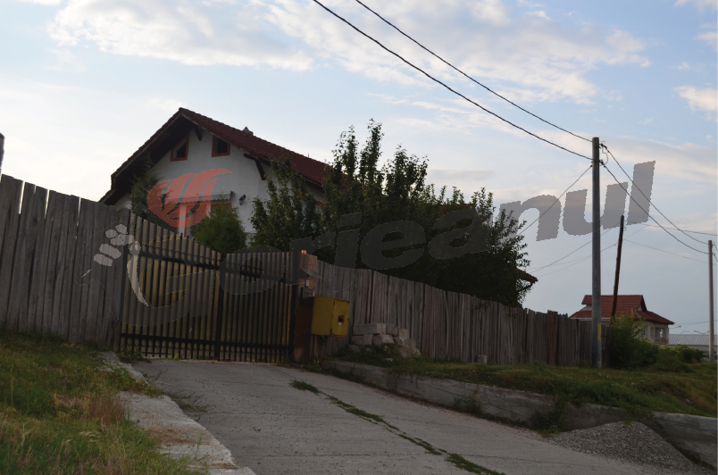 Vilă pentru Mall: Judecătoarea Diaconu, tranzacţie imobiliară de 360.000 de euro