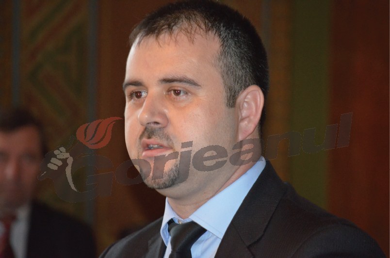 Văcaru solicită tone de motorină de la Guvern pentru decolmatări