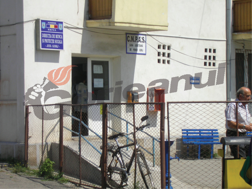 Bani pentru nouă familii afectate de inundaţii