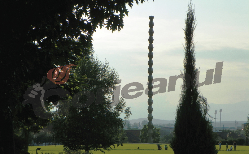 Coloana fără sfârşit, Masa tăcerii, Sărutul, Portal-Măiastra, Timpul şi Piramidele