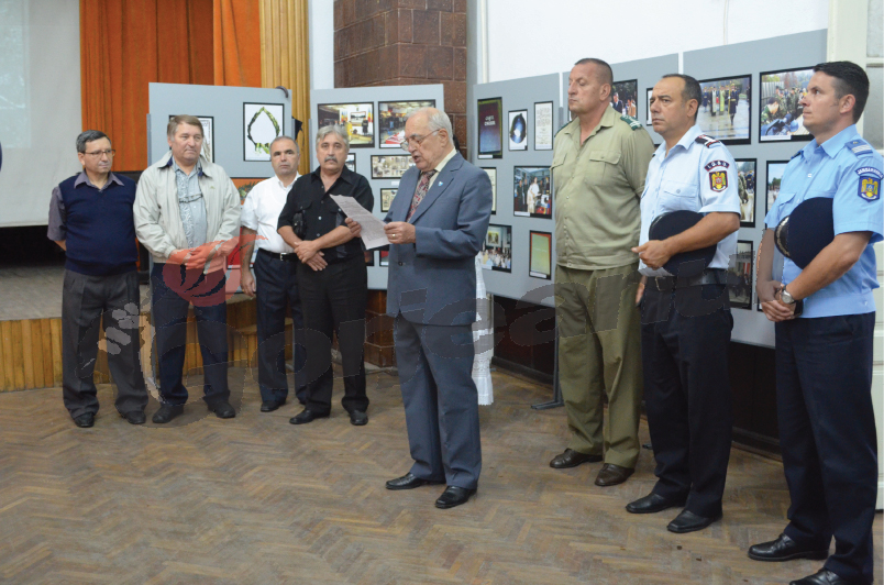 Expoziţia „Eroul necunoscut”, la Târgu-Jiu