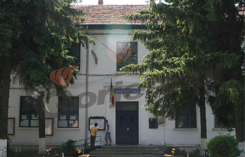 Peste 350 de locuri neocupate în şcolile profesionale din Gorj