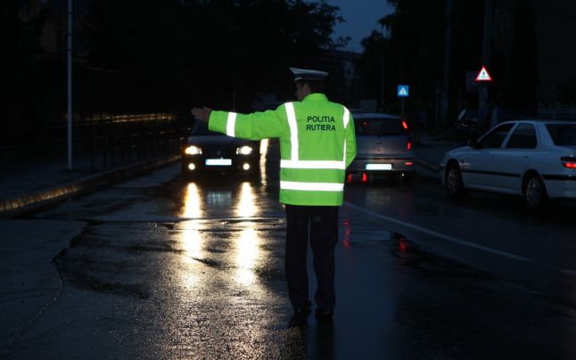 Doi soţi din Târgu-Jiu, cercetaţi de poliţişti