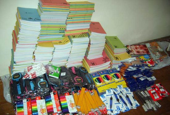 12.000 de elevi gorjeni vor primi în toamnă rechizite gratuite