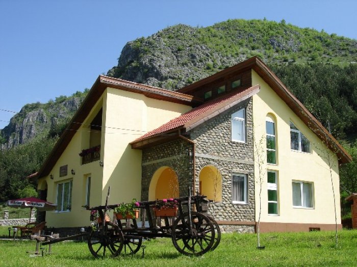 Primăriile vor prelua de la ANT activitatea de clasificare a hotelurilor