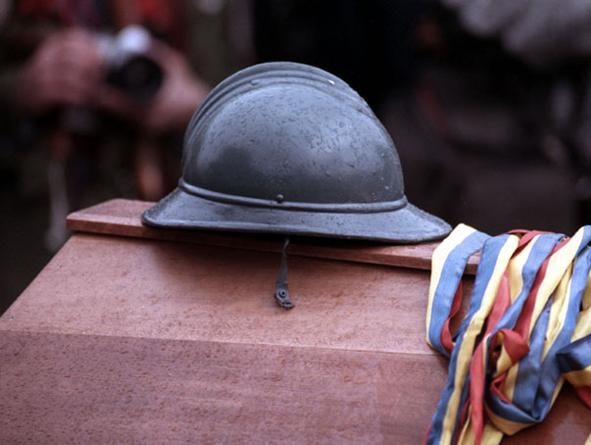 Vernisaj în Târgu Jiu – „Eroul necunoscut, simbol al eroismului naţional”