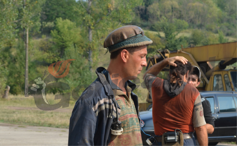 Echipamentele de protecţie şi salopetele au ajuns la mineri