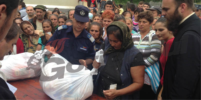 Acţiunile de sprijinire a persoanelor afectate de inundaţii continuă în Arhiepiscopia Craiovei