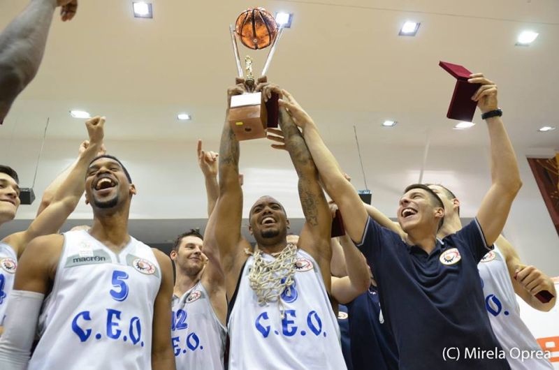 În fața unui nou trofeu