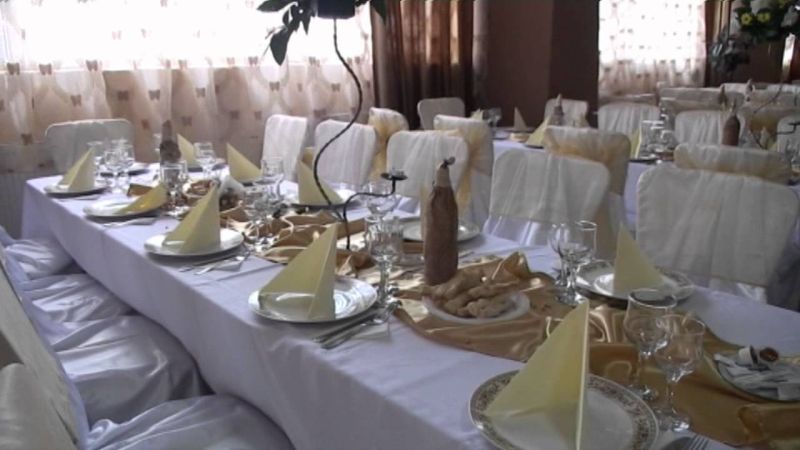 Gura târgului – Chef de chef la Rovinari pentru sindicaliştii CEO