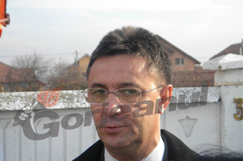 Burlan, reținut pentru 24 de ore pentru delapidare!