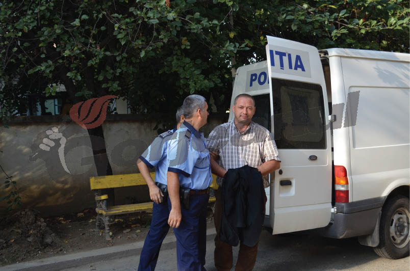 Anchetatorii i-au făcut inventarul: Troacă, 8 dosare penale în cercetare