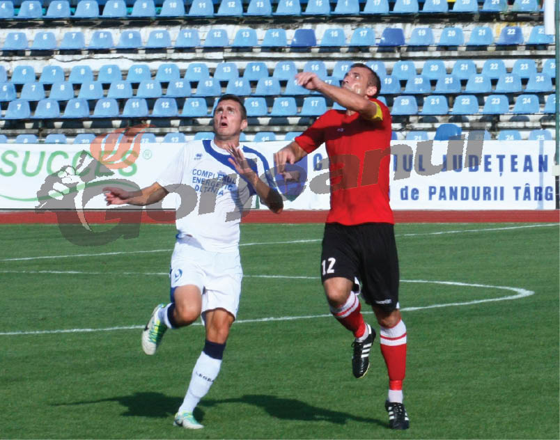 Pandurii 2, joacă la Bătrâna Doamnă