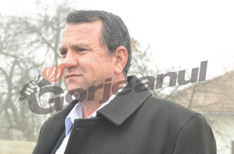 Supărat, primarul de Ţicleni nu mai pleacă la PSD: “Rămân independent”