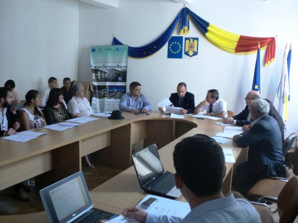 Bani, pentru proiecte comunitare în Gorj, Dolj şi Olt