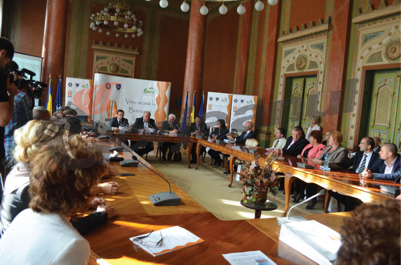 Simpozionul “Ziua internaţională a turismului”, un succes