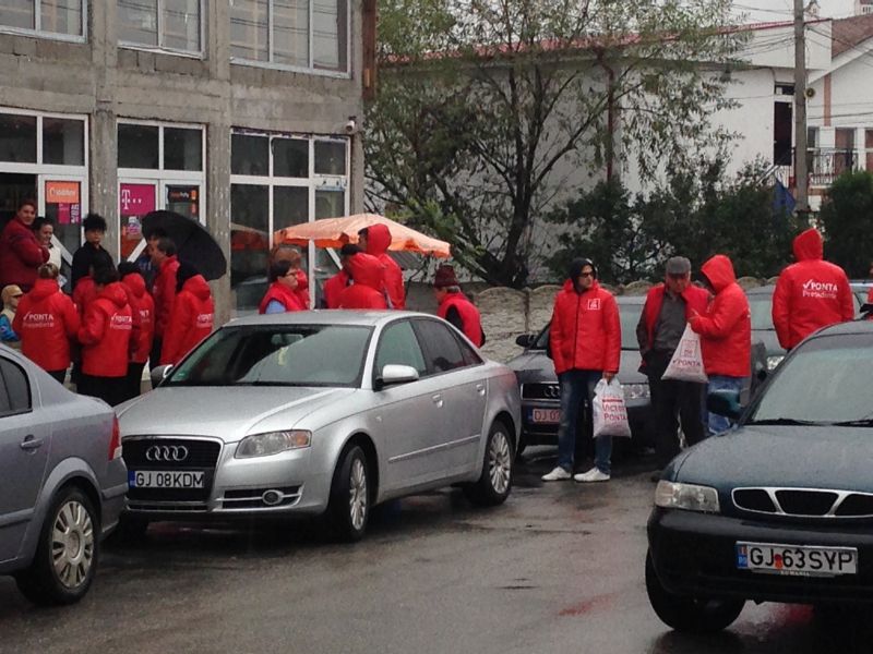 Pesediştii, în campanie la pas în Turceni