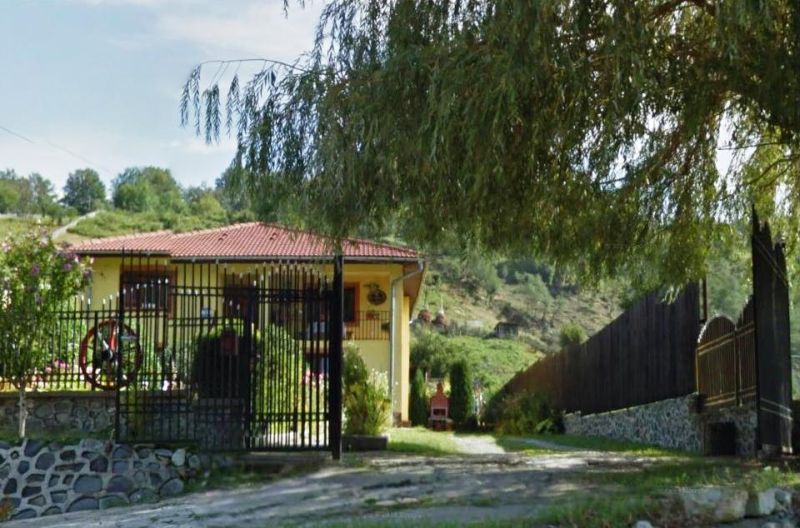 Vila lui Troacă, pe proprietatea colonelului Petrescu